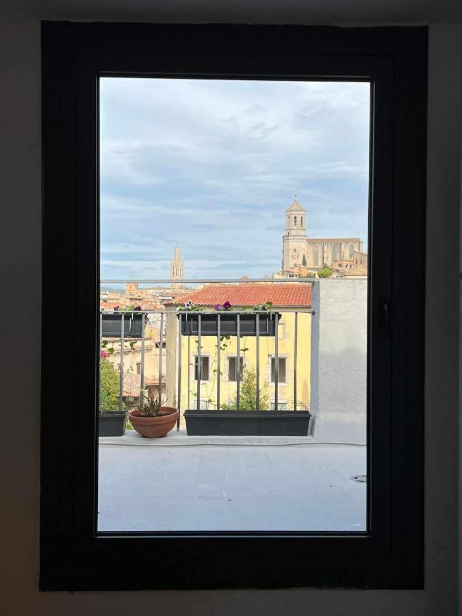 Romantic Duplex With Terrace And Great Views خيرونا المظهر الخارجي الصورة